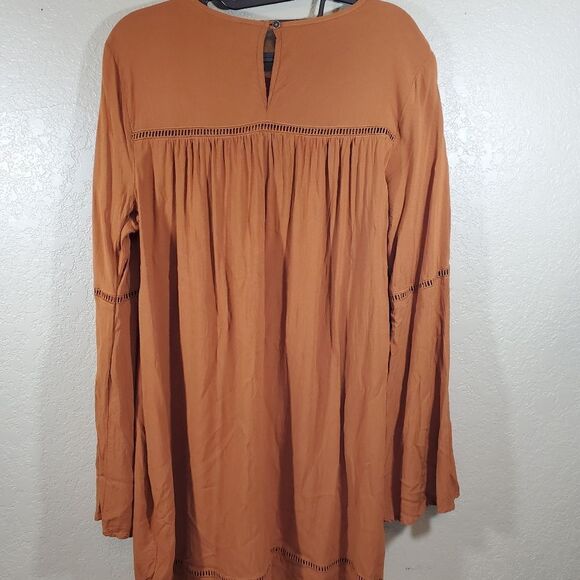 Xhilaration Floral Embroidered Bell Sleeve Caramel Boho Peasant Fall Dress - Picture 4 of 8